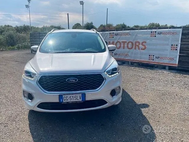 Usata Ford Kuga Vignale 150 CV (110 kW) 2017 Bianco SUV