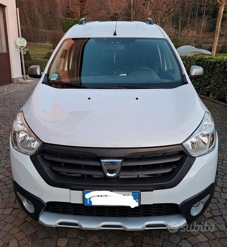 Usata Dacia Dokker Stepway 90 CV (66 kW) 2016 Bianco Monovolume