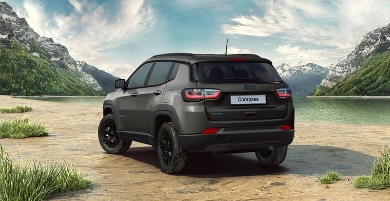 Usata Jeep Compass 240 CV (176 kW) 2023 Grigio SUV
