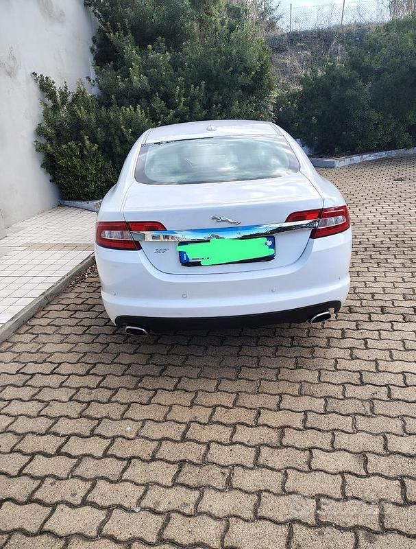 Usata Jaguar XF 2010 Bianco Berlina