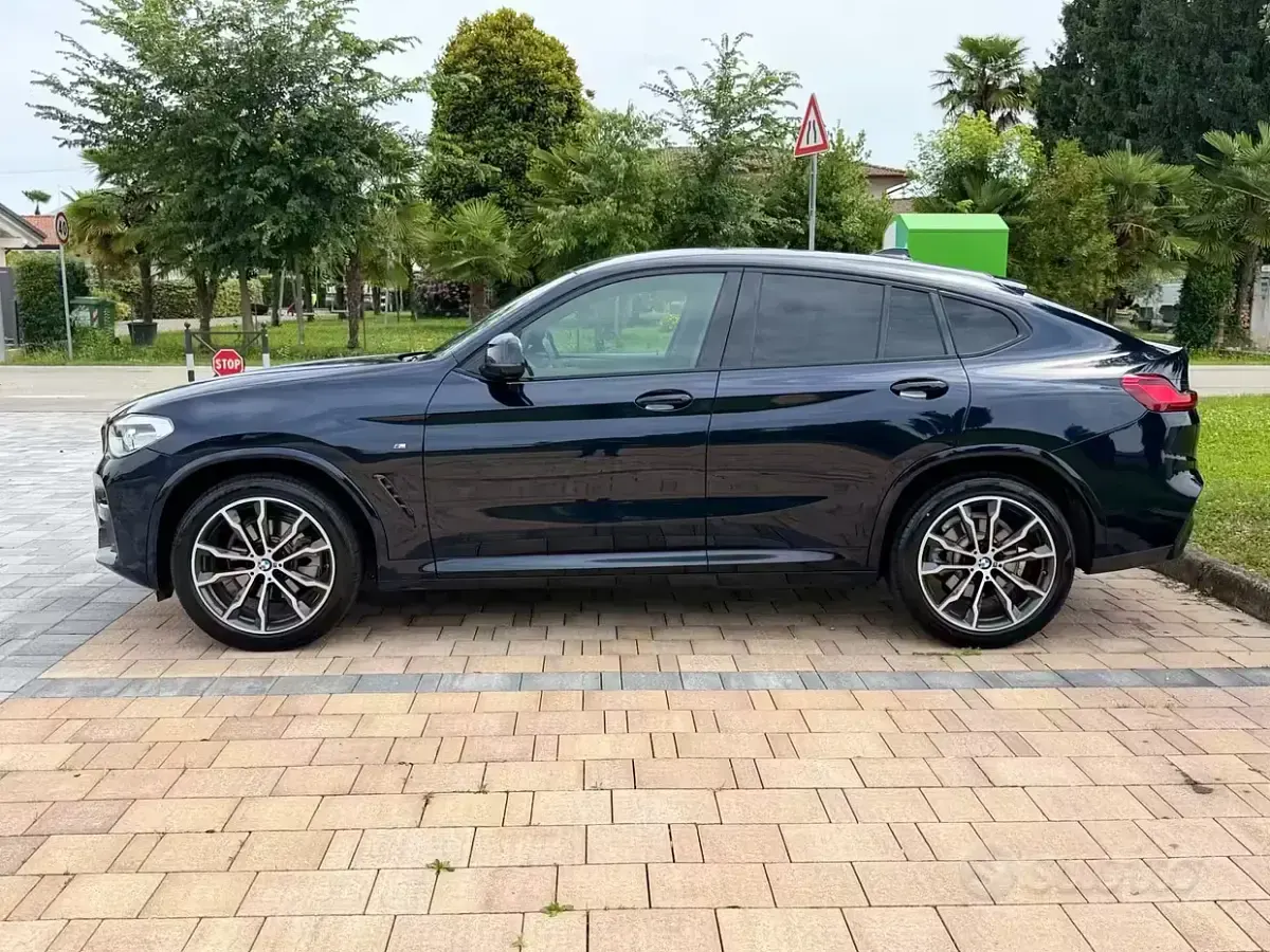 Usata BMW X4 M Sport 190 CV (139 kW) 2019 Blu SUV