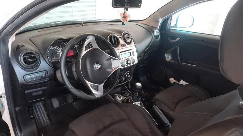 Usata Alfa Romeo MiTo Distinctive 120 CV (88 kW) 2008 Beige Utilitaria