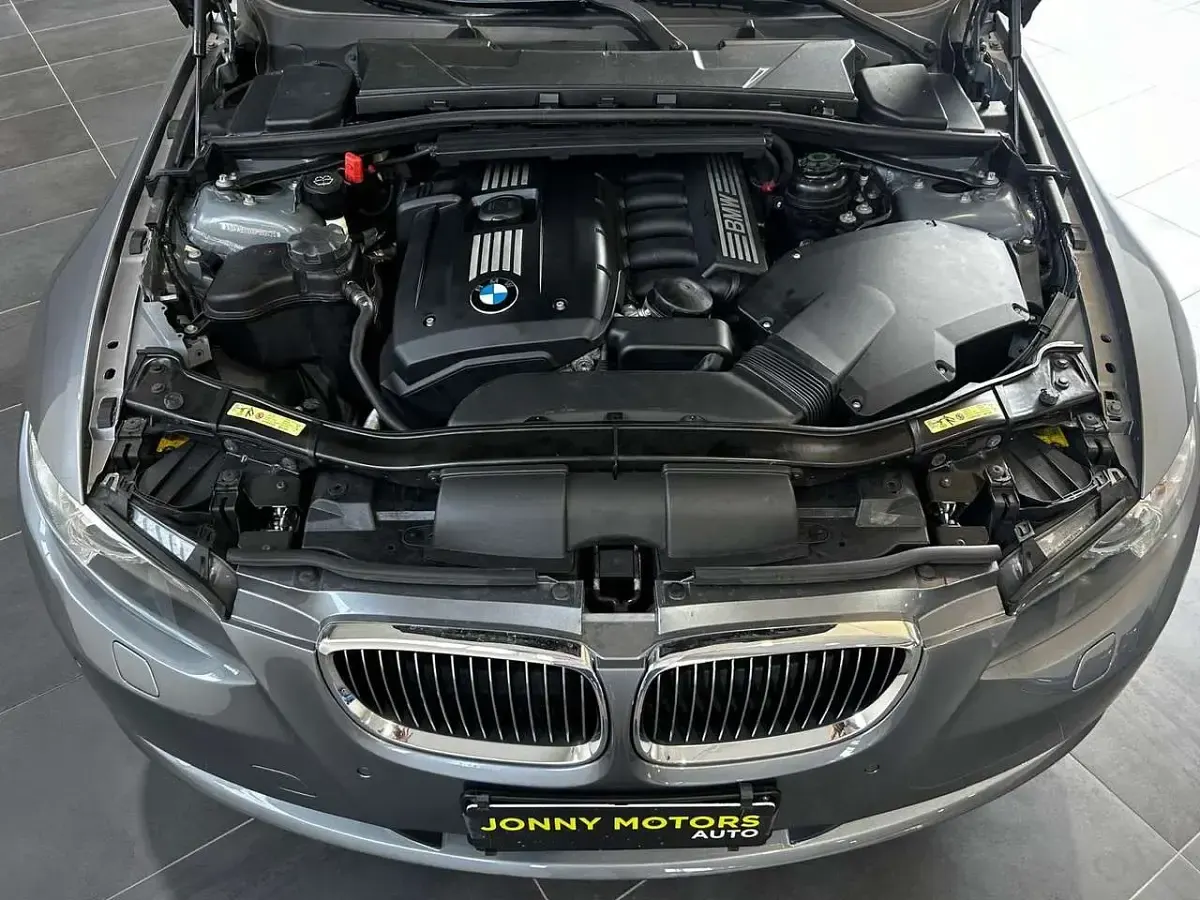 Usata BMW 325 218 CV (160 kW) 2007 Grigio Coupé