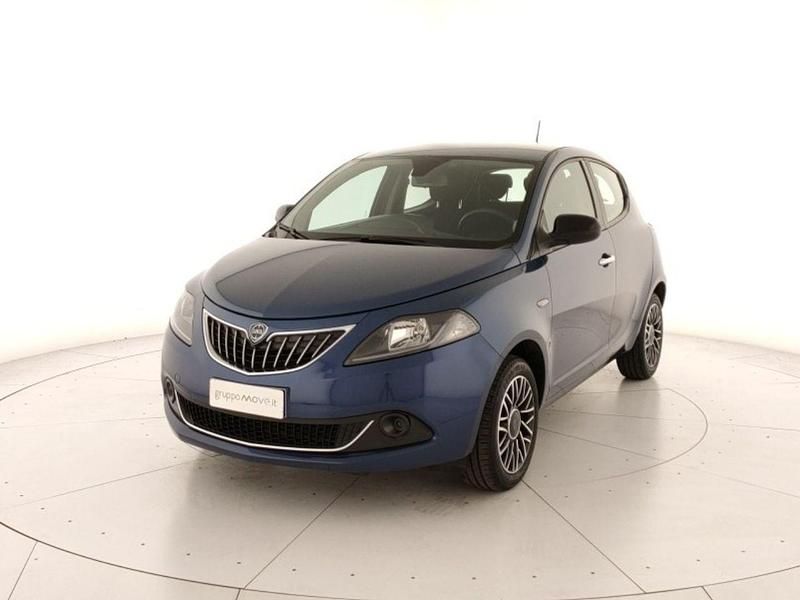 Blu Usata 2024 Lancia Ypsilon S Due volumi | 12.300 € (Ottimo prezzo) - Immagine 1/3