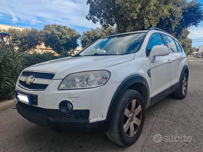 Usata Chevrolet Captiva 126 CV (92 kW) 2009 Bianco SUV