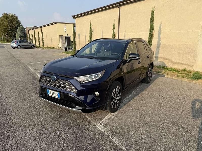 Usata 2020 Toyota RAV4 Hybrid Style SUV | 26.000 € (Buon prezzo) - Immagine 1/4