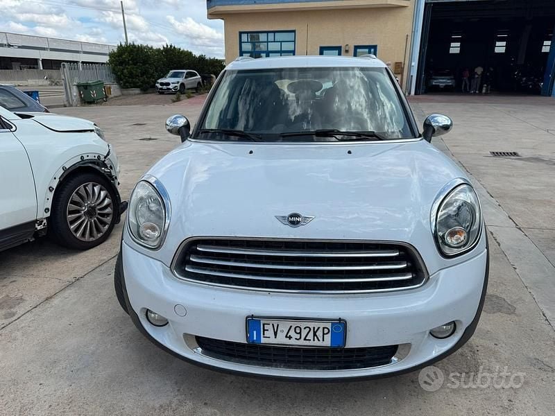 Bianco Usata 2014 Mini One D Due volumi | 4500 € - Immagine 1/4