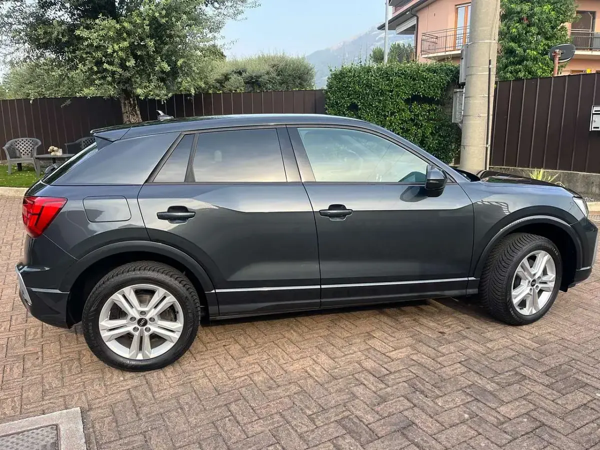 Usata Audi Q2 S-Line 190 CV (139 kW) 2023 Grigio SUV