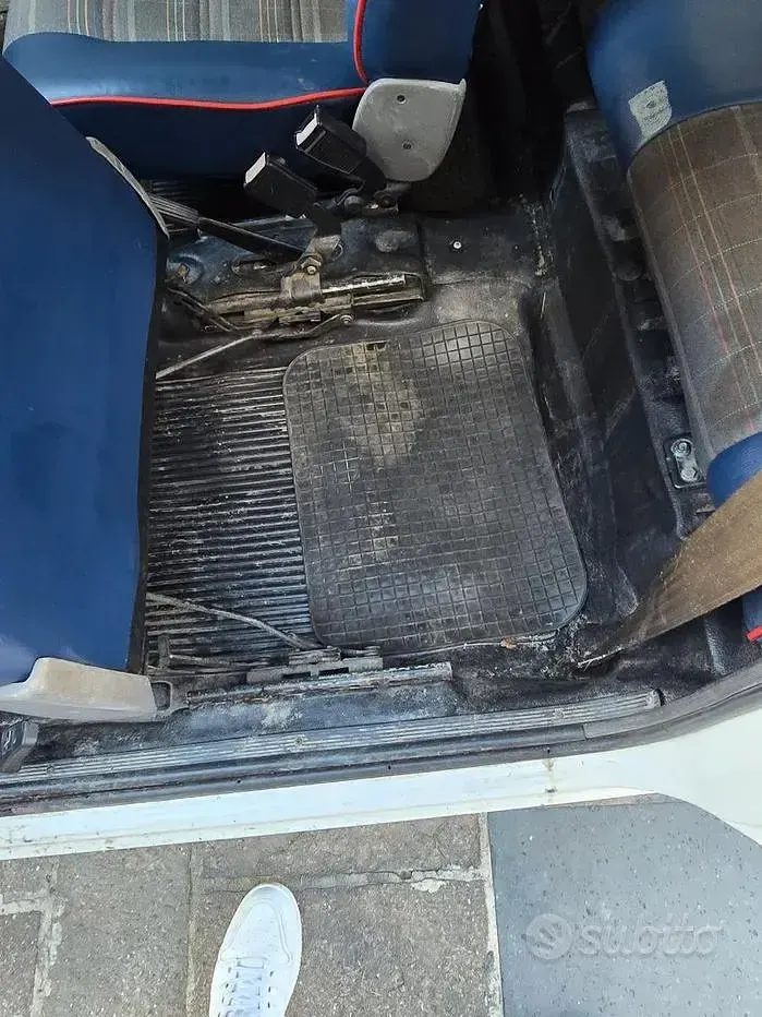 Usata Fiat Panda 4x4 48 CV (35 kW) 1988 Bianco Utilitaria