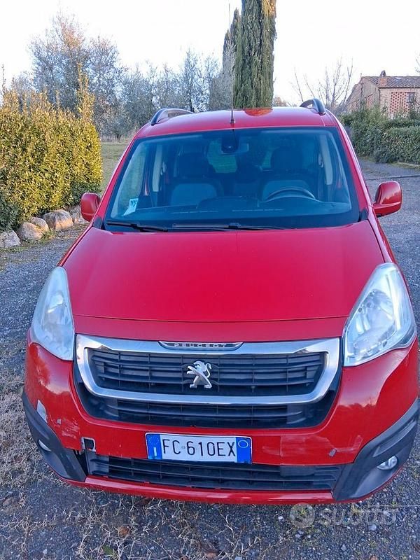 Usata Peugeot Partner Tepee Active 99 CV (72 kW) 2016 Rosso Monovolume