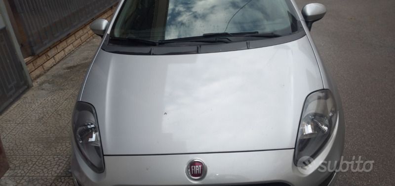 Usata Fiat Grande Punto 85 CV (62 kW) 2013 Grigio Utilitaria