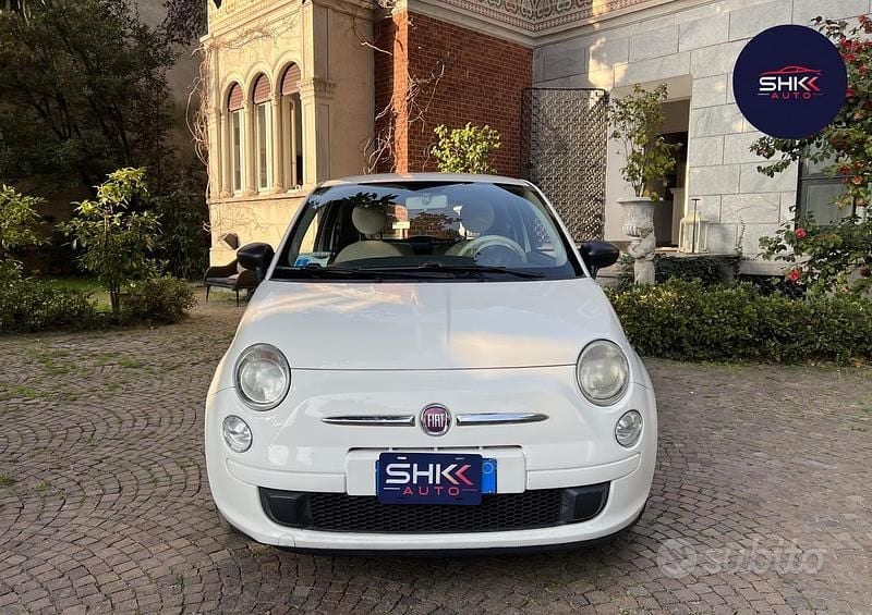 Usata Fiat 500 Lounge 69 CV (50 kW) 2009 Bianco Cabrio