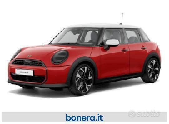 Usata Mini Cooper Classic 204 CV (150 kW) 2024 Chili red ii Utilitaria