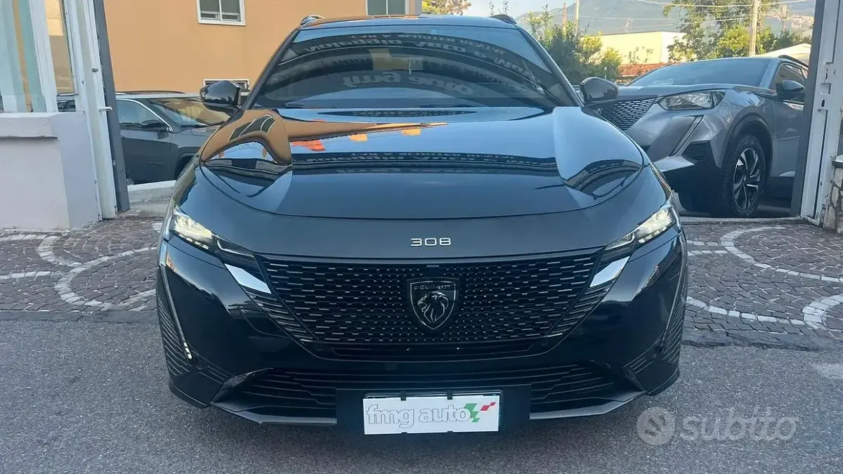 Usata Peugeot 308 GT 131 CV (96 kW) 2023 Nero Station wagon