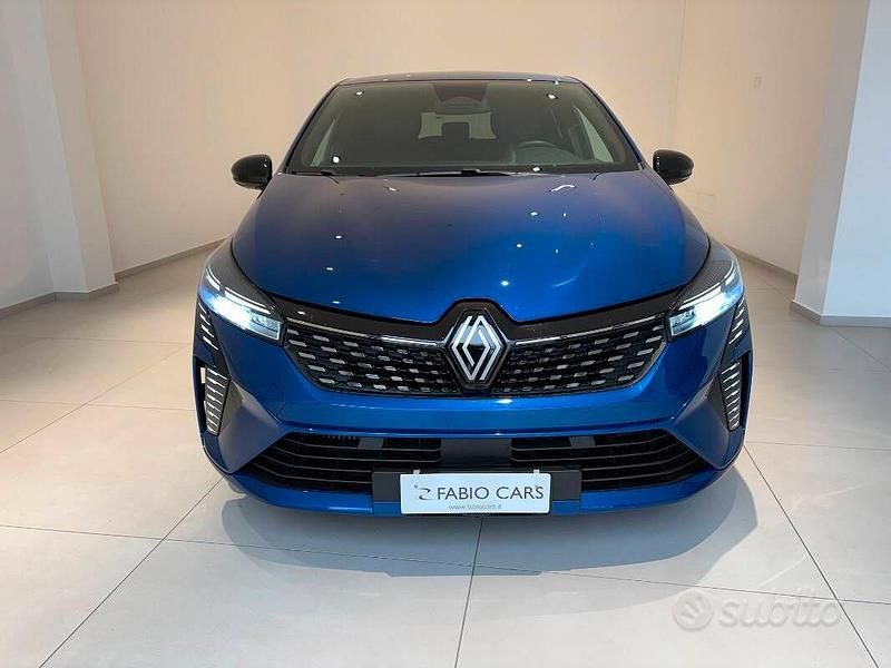 Usata Renault Clio V Techno 91 CV (66 kW) 2025 Blu Berlina