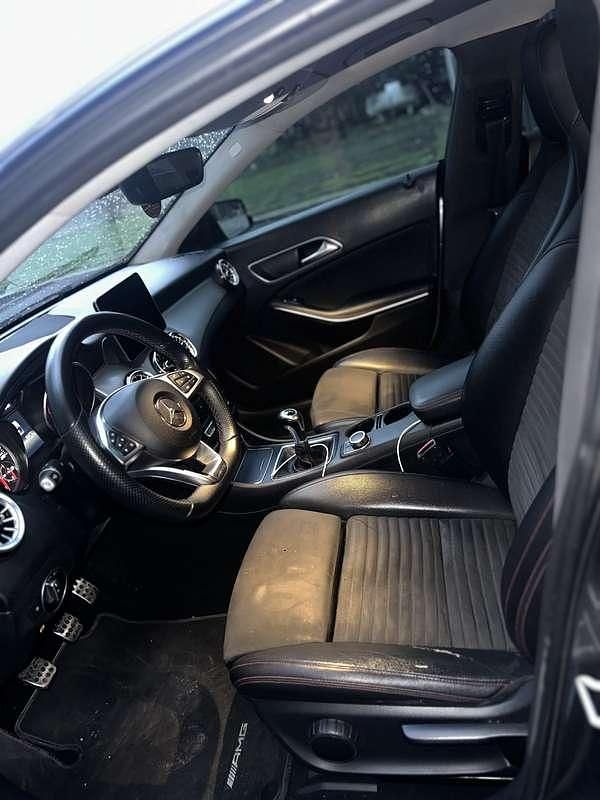 Usata Mercedes CLA200 Premium 136 CV (100 kW) 2016 Berlina