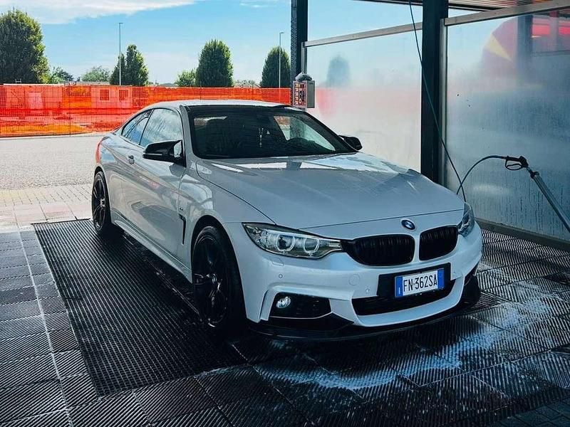 Bianco Usata 2013 BMW 420 M Sport Coupé | 18.500 € (Buon prezzo) - Immagine 1/4