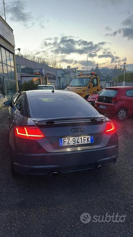 Usata Audi TT 180 CV (132 kW) 2016 Grigio Coupé