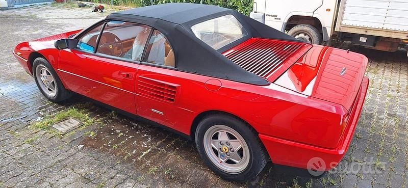 Usata Ferrari Mondial 1991 Rosso Cabrio