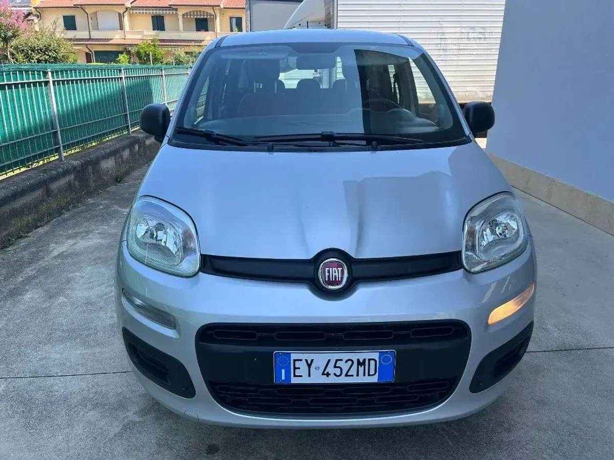 Usata Fiat Panda Lounge 84 CV (61 kW) 2015 Grigio Utilitaria