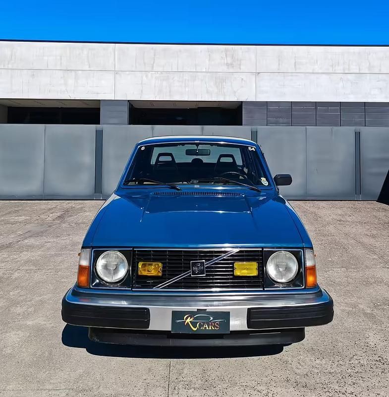 Usata Volvo 244 106 CV (77 kW) 1970 Blu Berlina