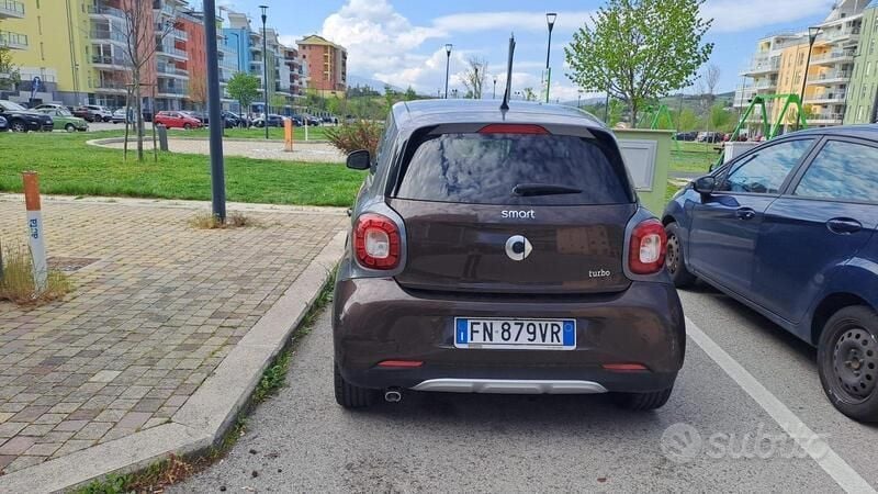 Usata Smart ForFour 90 CV (66 kW) 2018 Utilitaria