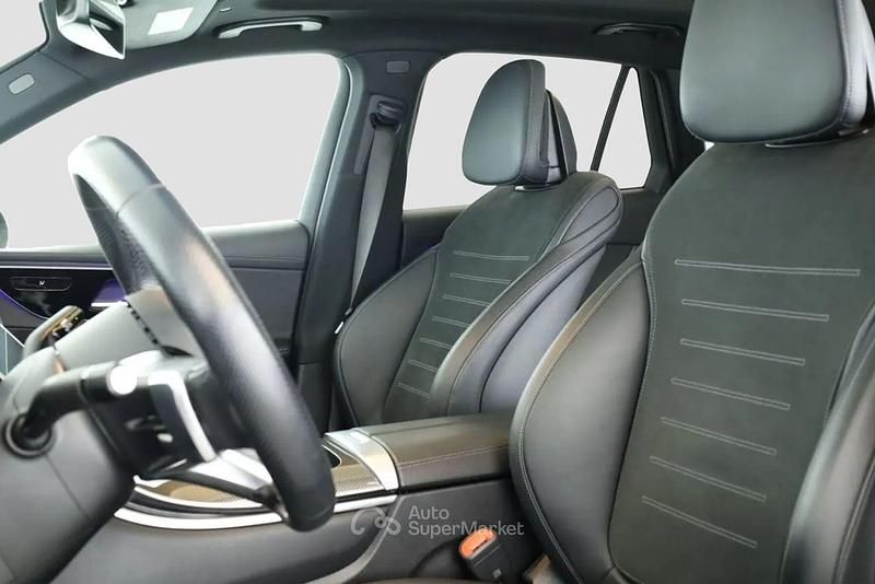 Usata Mercedes GLC300e Advanced 269 CV (197 kW) 2023 Grigio SUV