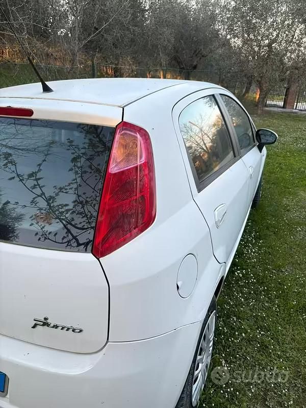 Usata Fiat Grande Punto 2009 Utilitaria