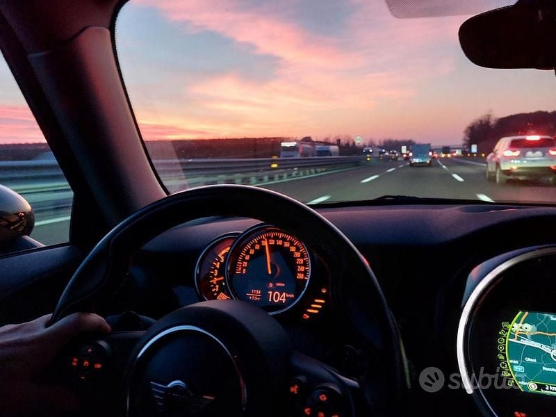 Usata 2016 Mini Cooper SD Due volumi | 15.500 € (Buon prezzo) - Immagine 1/4