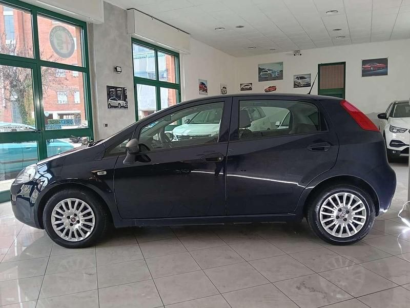 Usata Fiat Punto Street 95 CV (69 kW) 2018 Nero tenore Utilitaria