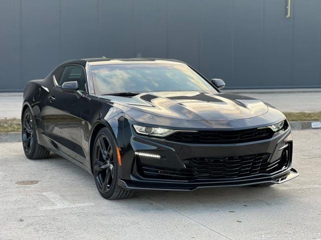 Nero pastello Usata 2021 Chevrolet Camaro Sport Coupé | 37.490 € (Buon prezzo) - Immagine 1/4