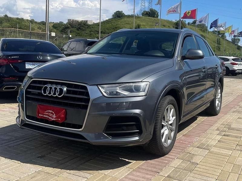 Usata Audi Q3 Business 150 CV (110 kW) 2016 Grigio SUV