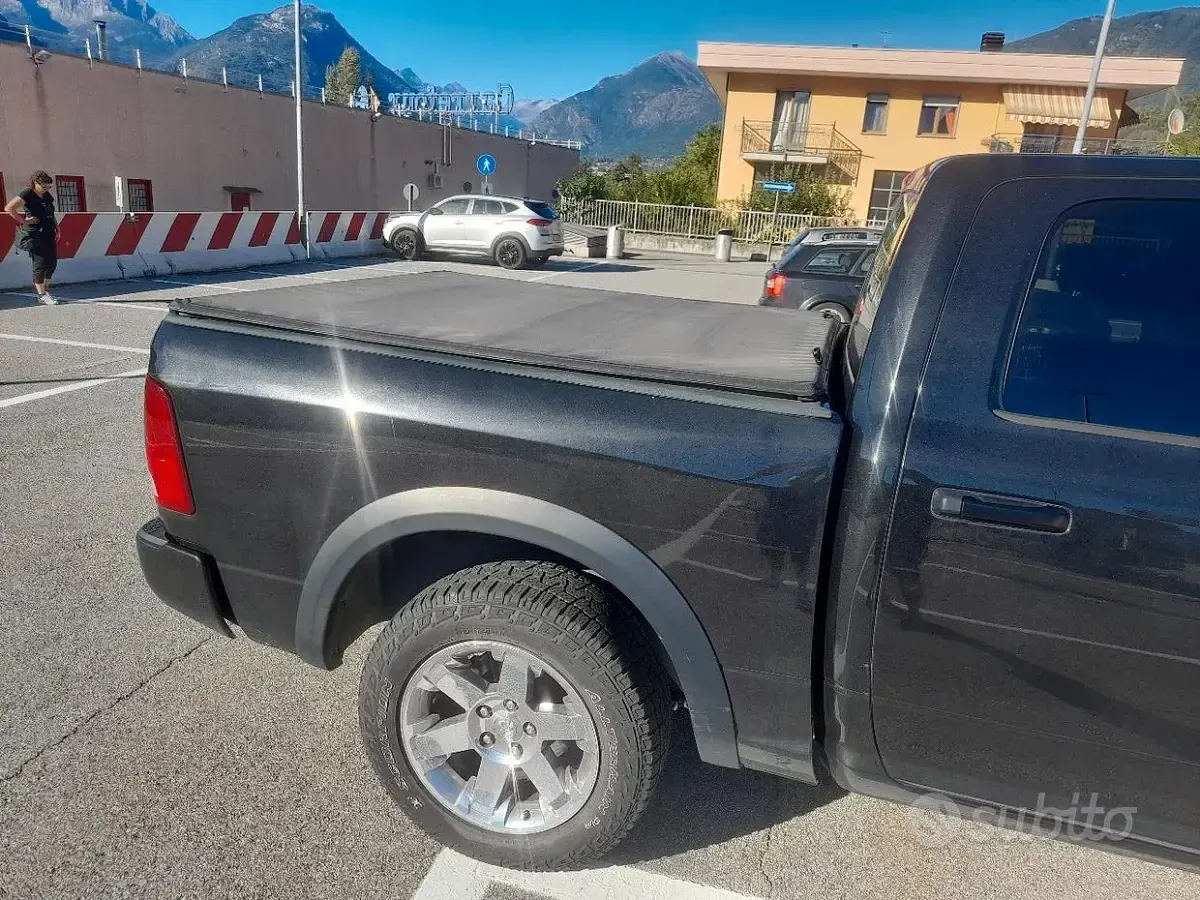 Usata Dodge Ram 345 CV (253 kW) 2009 Nero Pick-up
