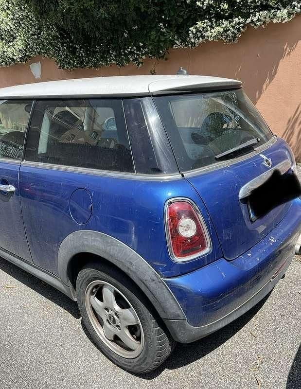 Begagnad Mini ONE 95 HK (69 kW) 2009 Blå Halvkombi
