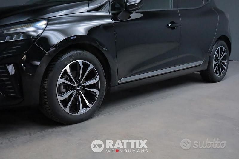 Usata Renault Clio V Techno 91 CV (66 kW) 2025 Nero Berlina