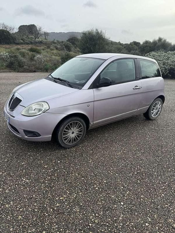 Usata Lancia Ypsilon 75 CV (55 kW) 2011 Other Utilitaria