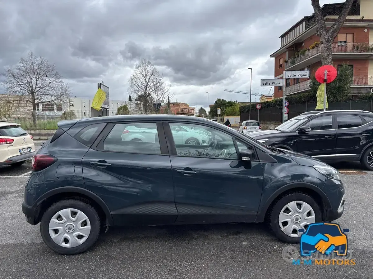 Usata Renault Captur Zen 90 CV (66 kW) 2018 Blu/azzurro SUV