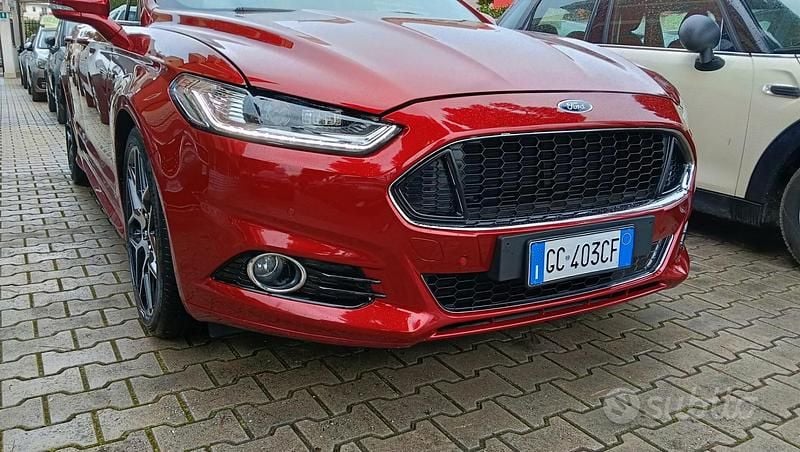 Usata Ford Mondeo ST-Line 190 CV (139 kW) 2020 Rosso Station wagon