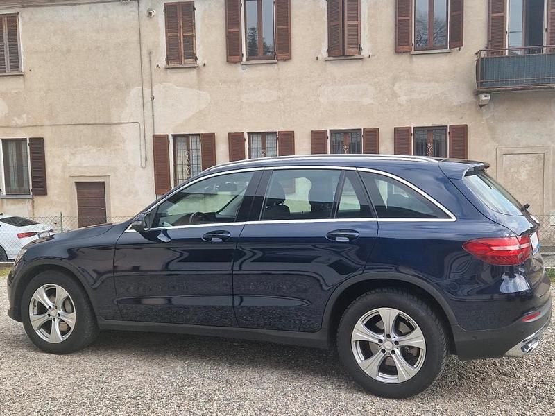 Usata Mercedes GLC220 Exclusive 170 CV (125 kW) 2016 Blu/azzurro SUV
