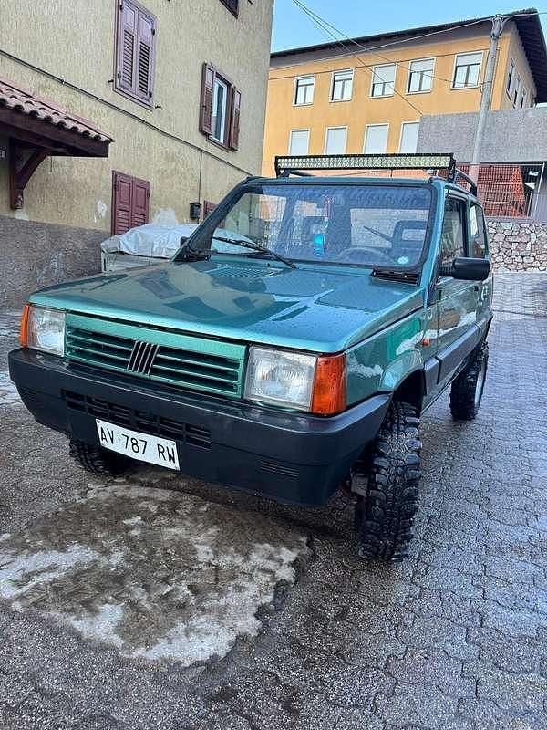 Usata Fiat Panda 4x4 Trekking 54 CV (39 kW) 1998 Utilitaria