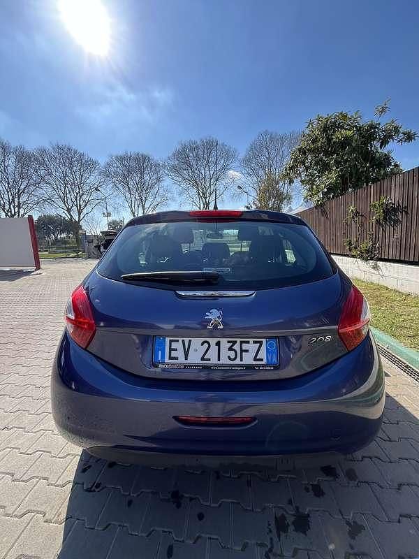 Usata Peugeot 208 Access 82 CV (60 kW) 2014 Lilla Utilitaria