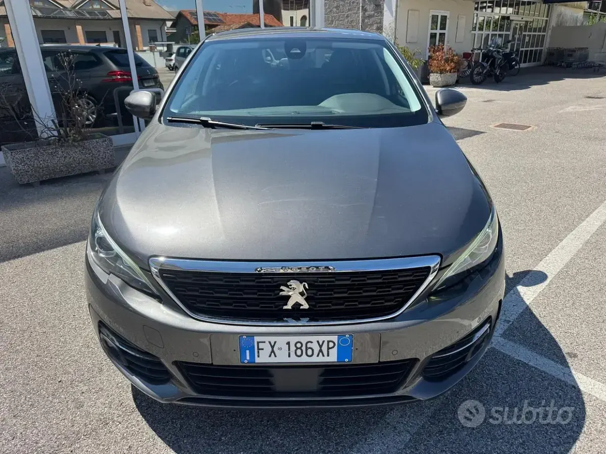 Usata Peugeot 308 Business-Line 131 CV (96 kW) 2019 Grigio Station wagon