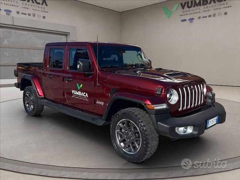 Usata Jeep Gladiator Overland 264 CV (194 kW) 2021 Rosso Pick-up