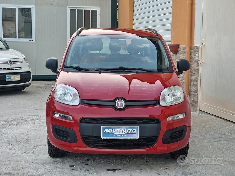 Usata Fiat Panda 70 CV (51 kW) 2012 Rosso Utilitaria
