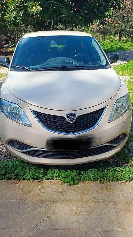 Usata Lancia Ypsilon S 69 CV (50 kW) 2018 Utilitaria