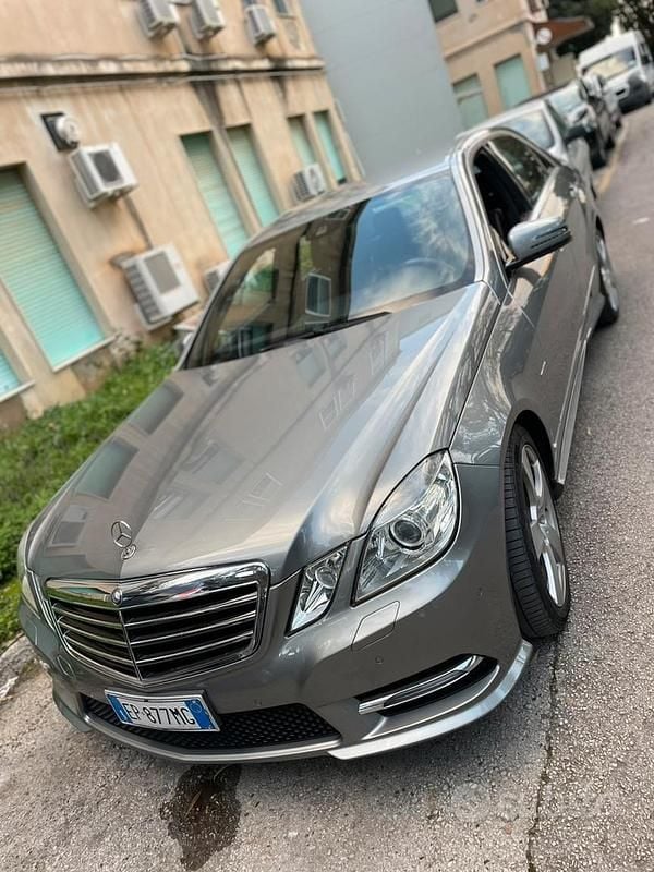Usata Mercedes E250 Avantgarde 204 CV (150 kW) 2012 Grigio Berlina