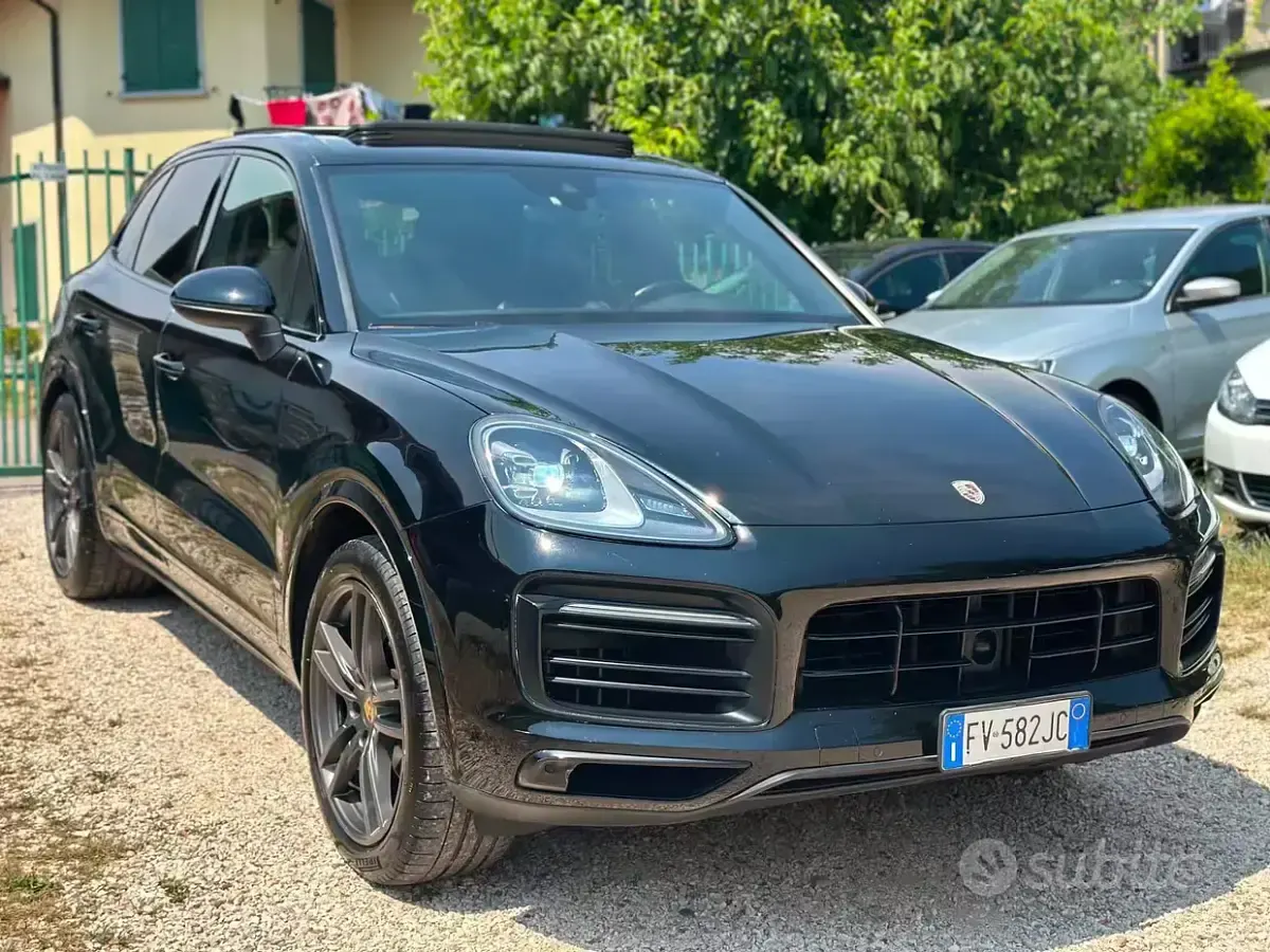 Usata Porsche Cayenne 340 CV (250 kW) 2020 Nero SUV