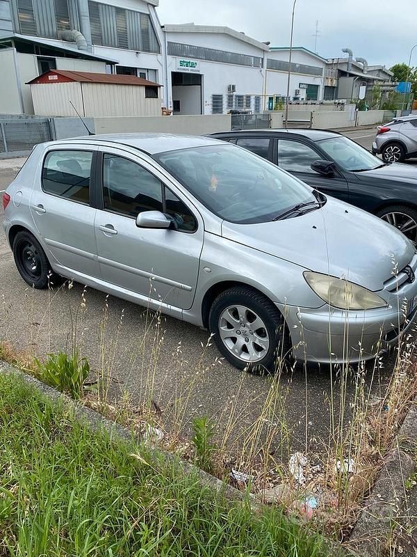 Usata Peugeot 307 2002 Grigio Coupé