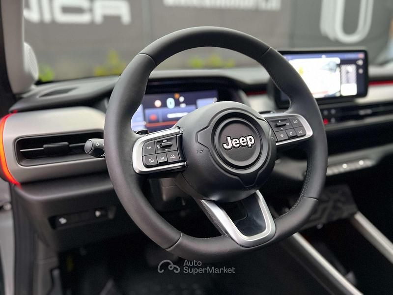 Usata Jeep Avenger Summit 101 CV (74 kW) 2024 Grigio SUV