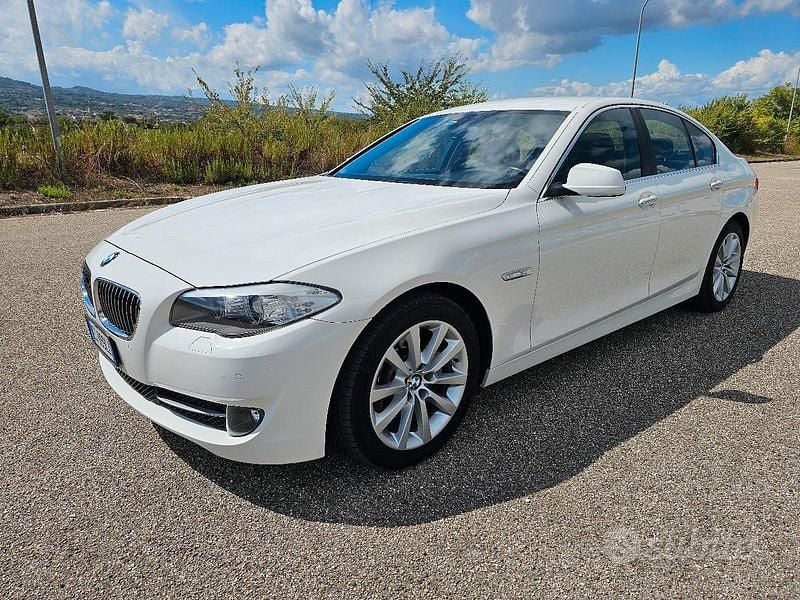 Usata BMW 520 184 CV (135 kW) 2013 Berlina